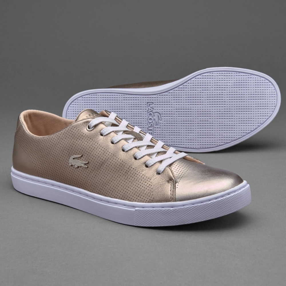 Lacoste Showcourt Lowrise Sneaker - gold size 8